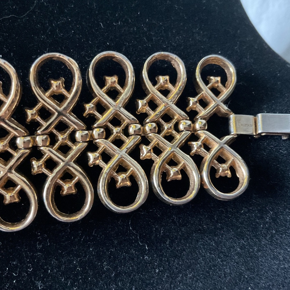 Bracelets‎ - Picture 4 of 4